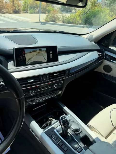 BMW X5 préparé par Prestig’Clean avant sa mise en vente
