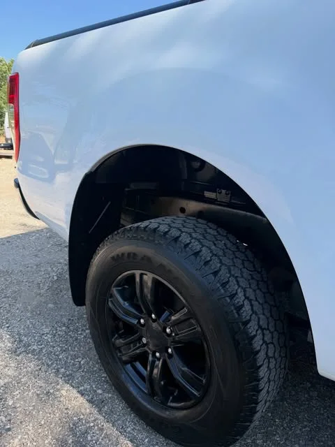 Ford Ranger après son nettoyage complet par Prestig’Clean